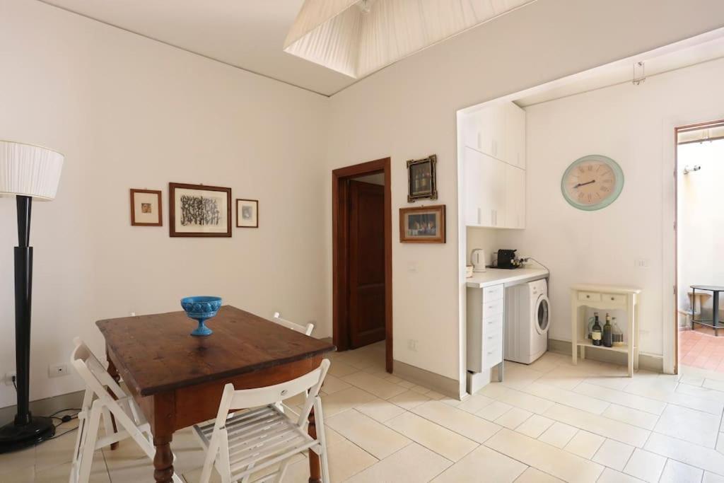 Belle Donne Historical - Center Appartamento